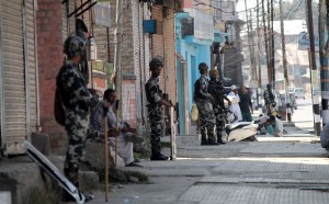CRPF and police were deployed in strength across sensitive places in Kashmir since morning while the separatists were kept under house arrest. Photo: Muneeb ul Islam